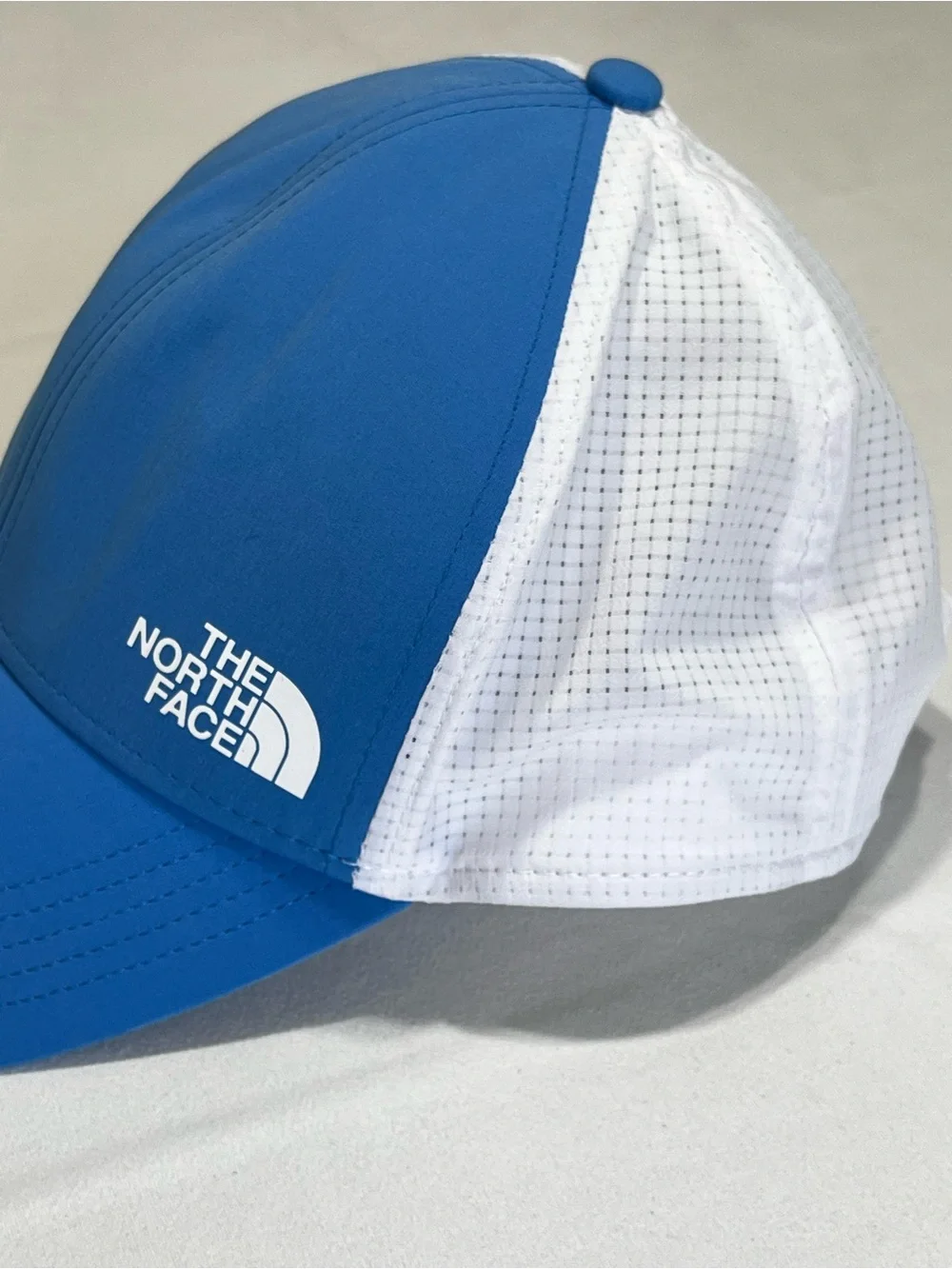 The North Face Blue White Mesh Snapback Trucker Hat One Size Unisex